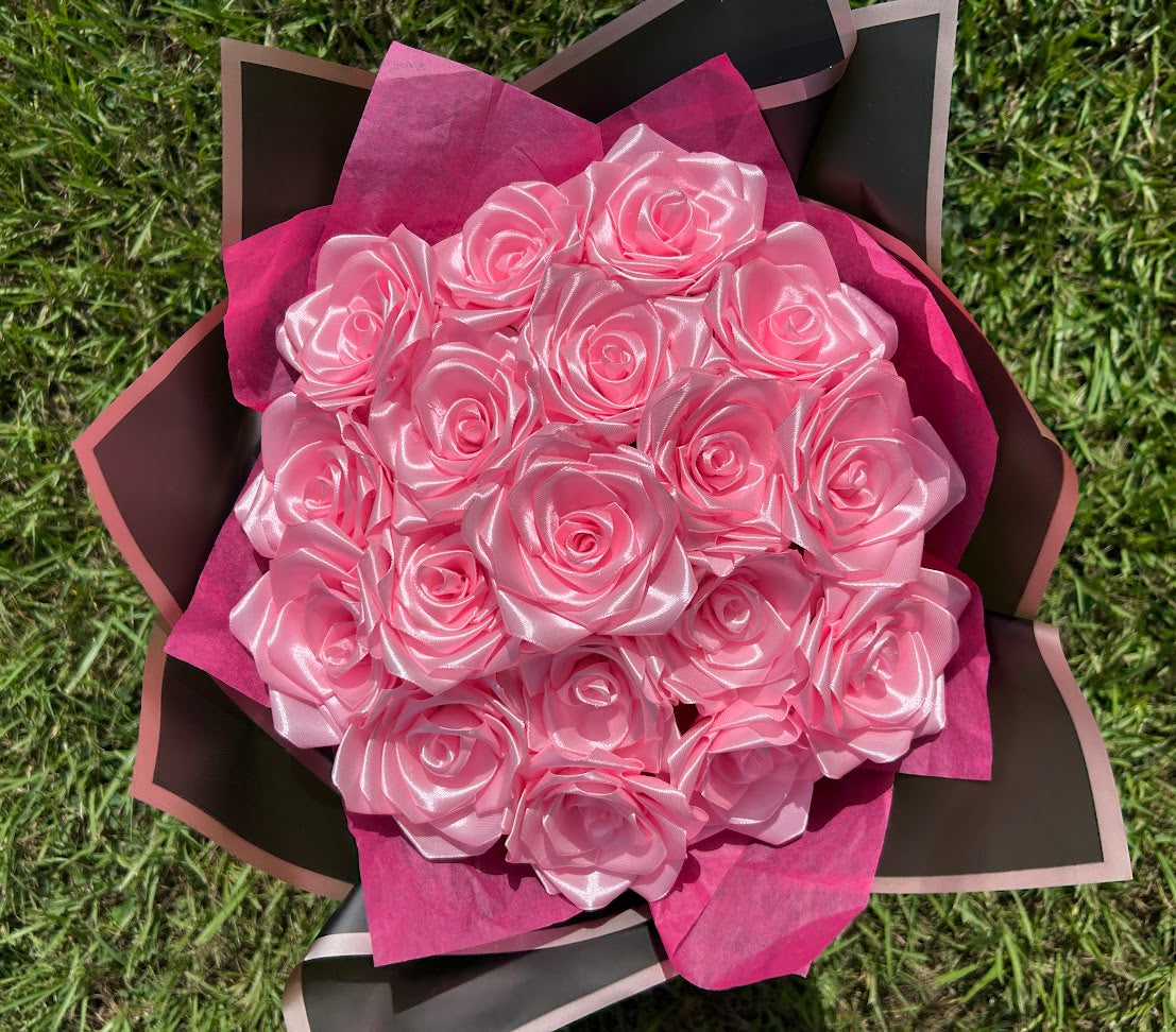 18 Count Ribbon Rose Bouquet